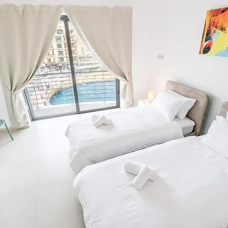 Apartment Luxurious Seafront Aparments - Chains Spinola *
