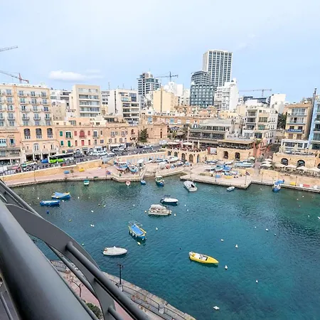 Luxurious Seafront Aparments - Chains Spinola Apartment