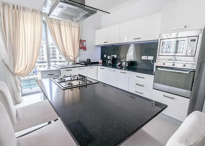 Apartment Luxurious Aparments - Chains Spinola Seafront Saint Julian's