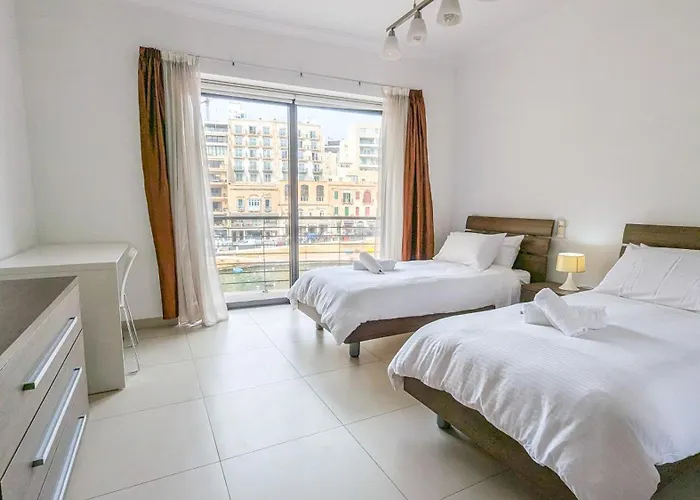 Apartment Luxurious Aparments - Chains Spinola Seafront *