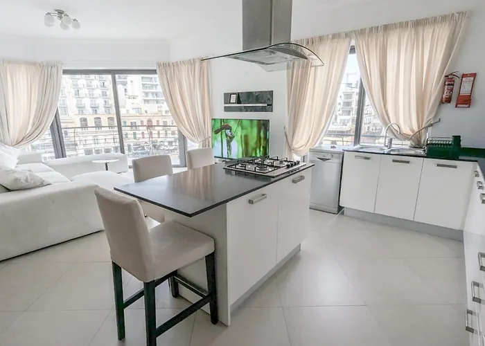 Apartment Luxurious Aparments - Chains Spinola Seafront *